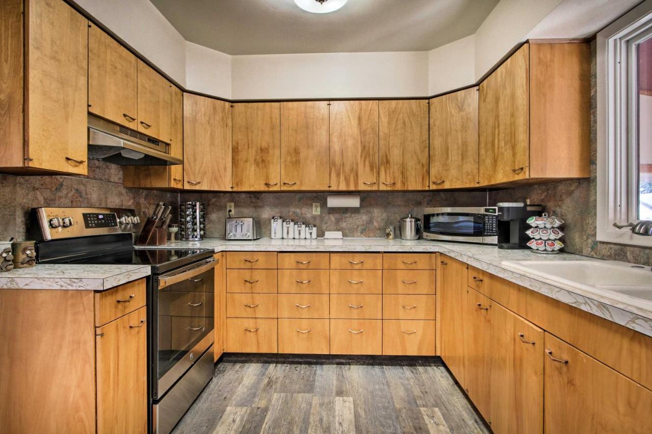 Cozy Choteau Home With Fire Pit, Grill, Yard! 외부 사진